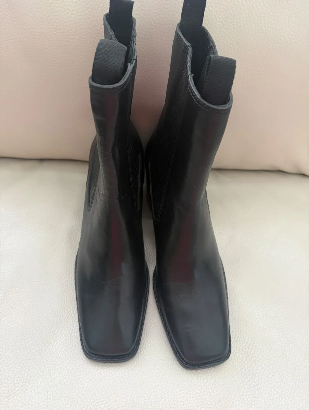 Loeffler Randall Black Leather Chelsea Ankle Stretch Pull On Comfort Boots